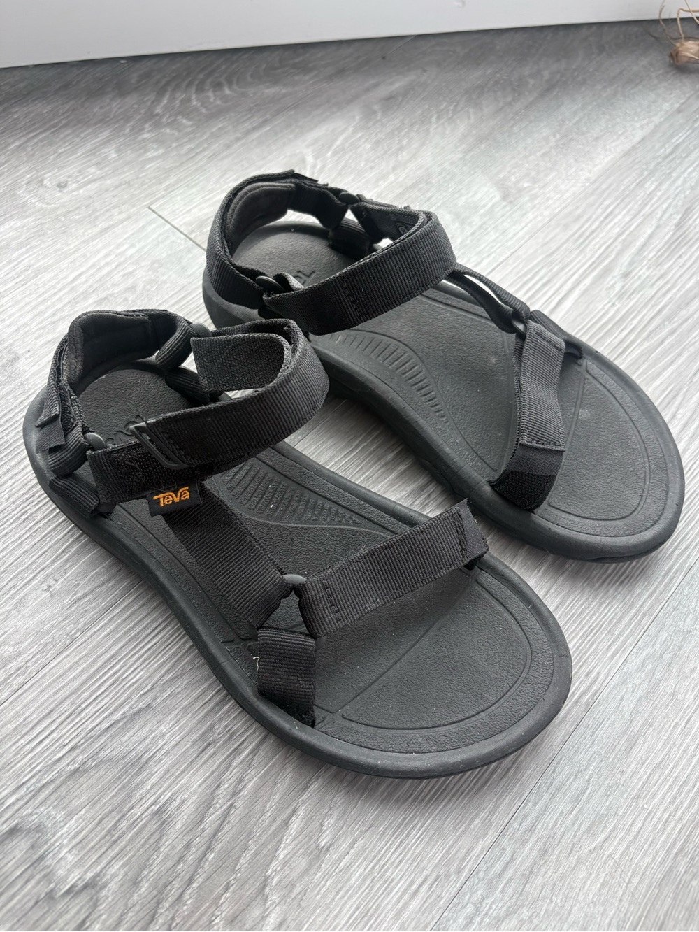 Teva Women’s Hurricane Xlt2 Sandal Black Sport Size 7 Velcro Adjustable Hiking